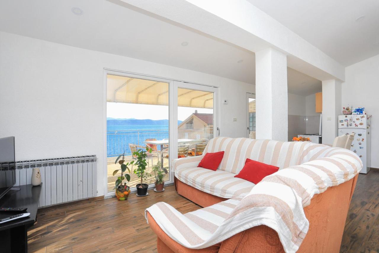 Apartments By The Sea Igrane, Makarska - 311 外观 照片